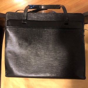 Louis Vuitton Epi Cuir Noir Handbag